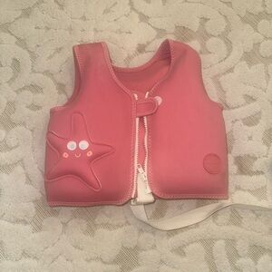 Pink Children's Life Vest with Starfish Design